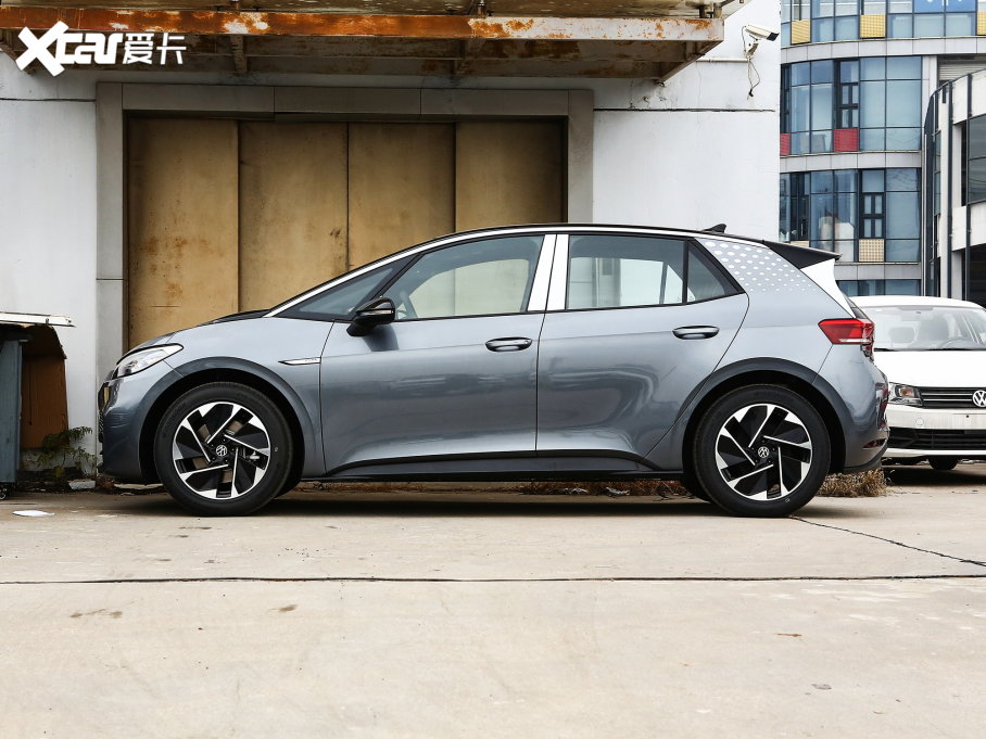 2023���ID.3 ����������