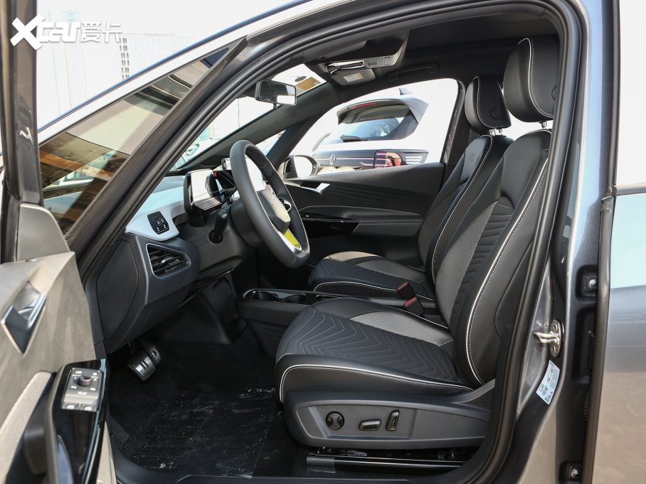 2023���ID.3 ����������