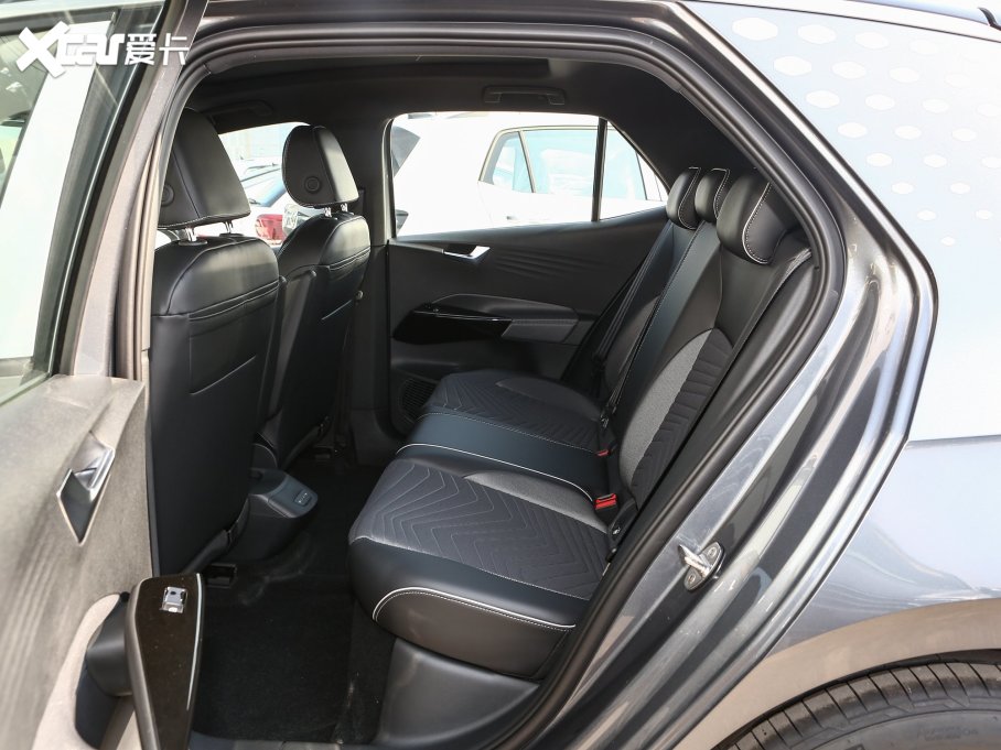 2023���ID.3 ����������