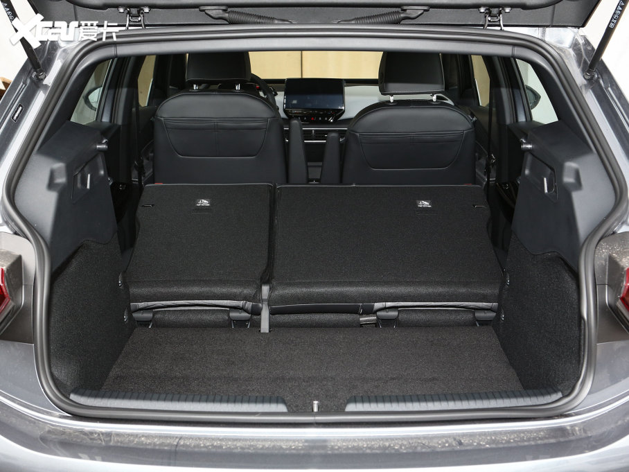 2023���ID.3 ����������