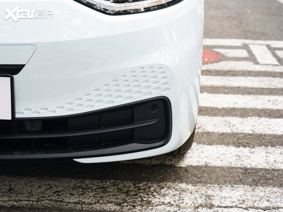 2023���ID.3 �O�ǰ�