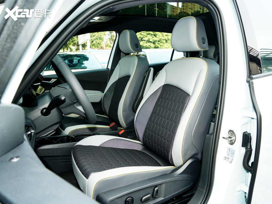 2023���ID.3 �O�ǰ�