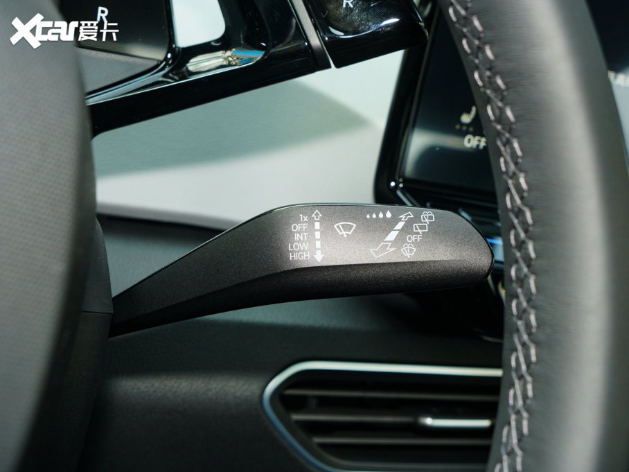 2023���ID.3 �O�ǰ�