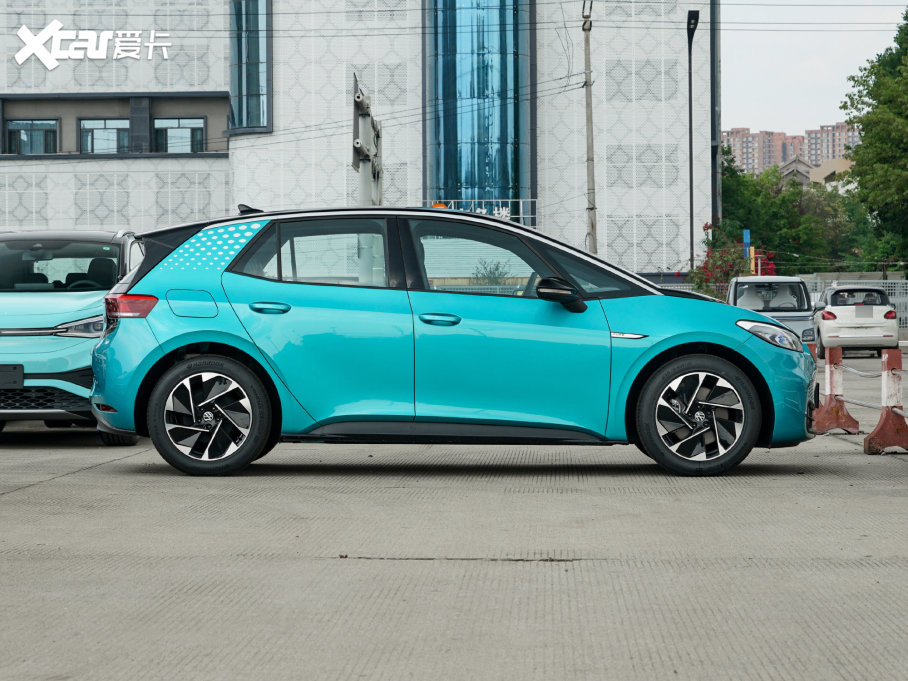 2023���ID.3 ������ ����������