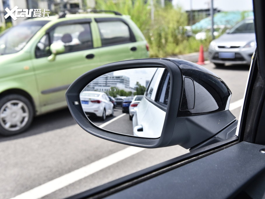 2023���ID.3 ������ �O�ǰ�