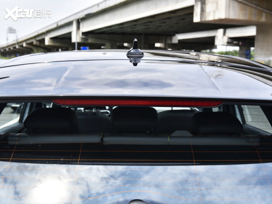 2023���ID.3 ������ �O�ǰ�