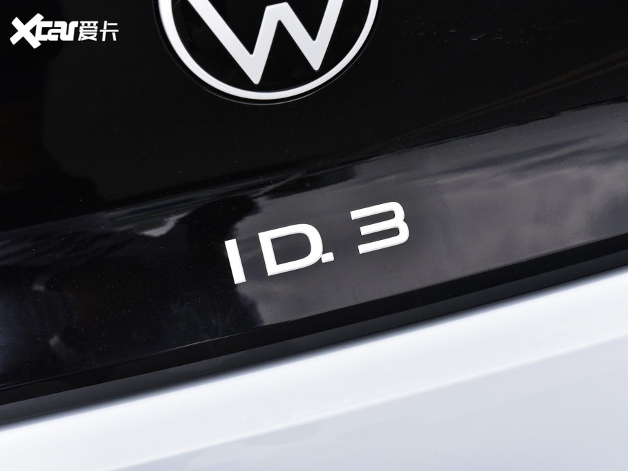 2023���ID.3 ������ �O�ǰ�