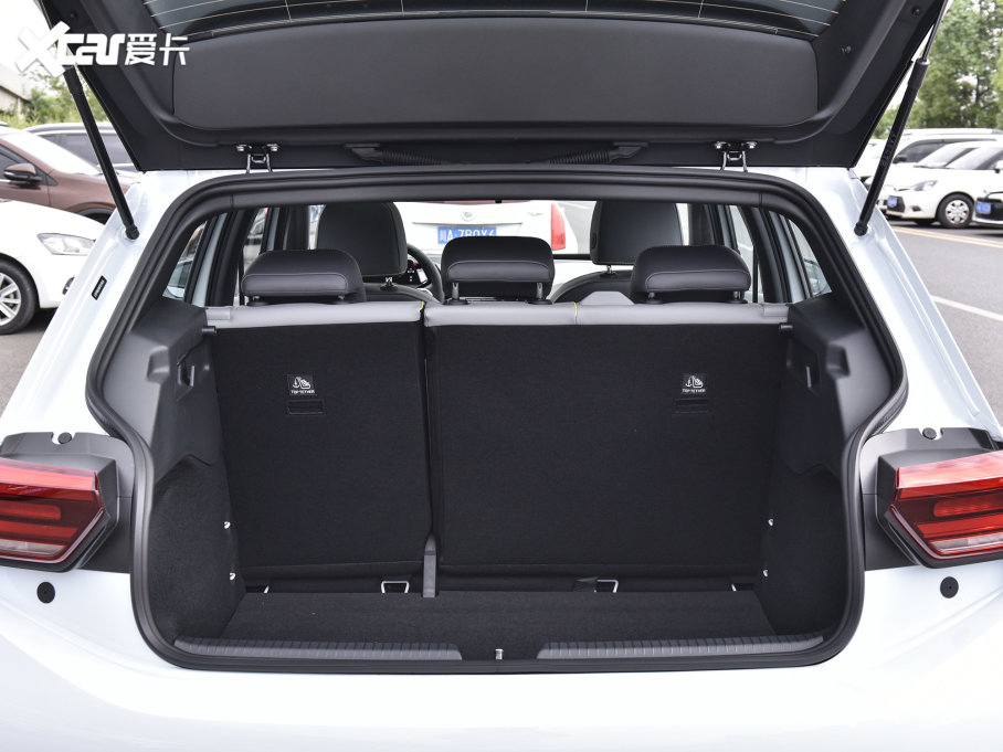 2023���ID.3 ������ �O�ǰ�