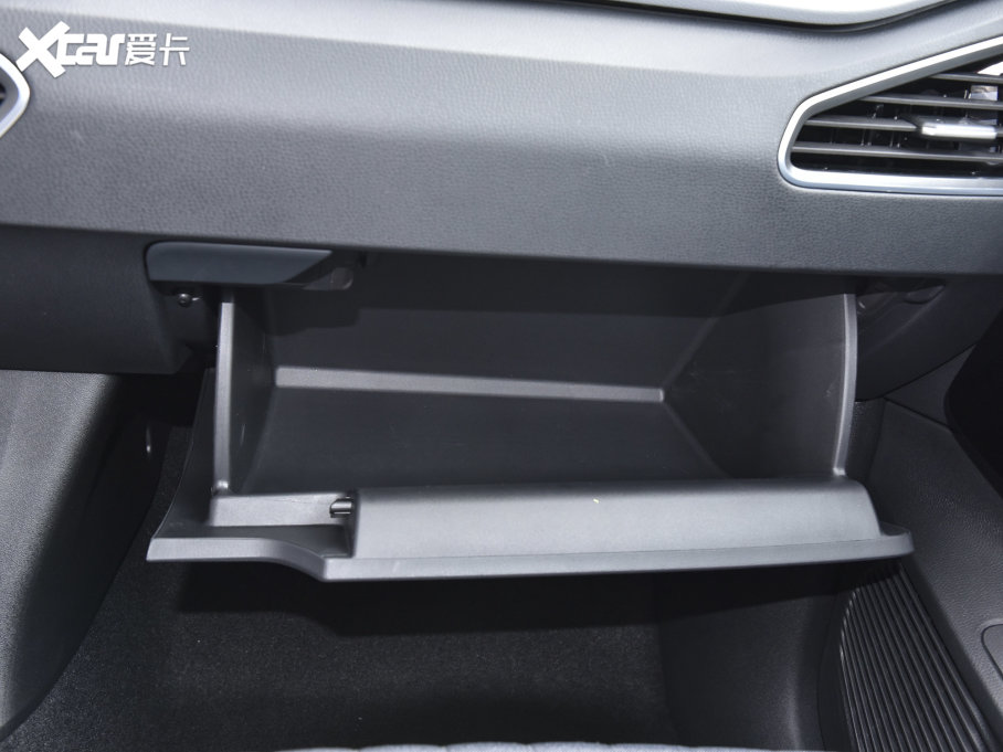 2023���ID.3 ������ �O�ǰ�