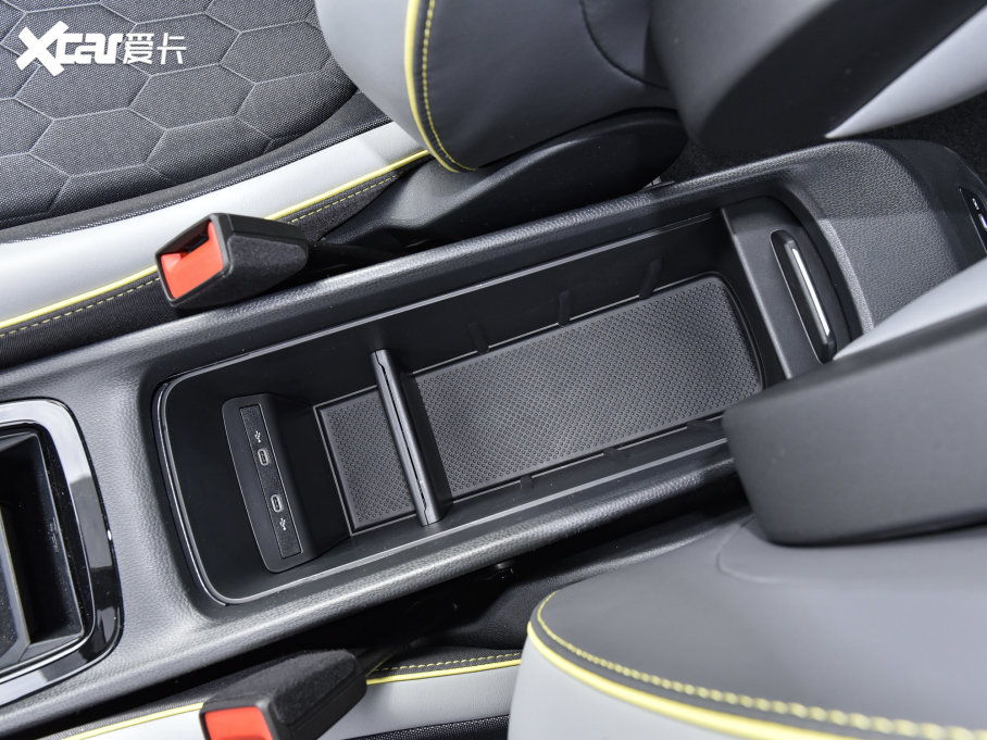 2023���ID.3 ������ �O�ǰ�