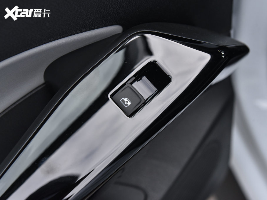 2023���ID.3 ������ �O�ǰ�