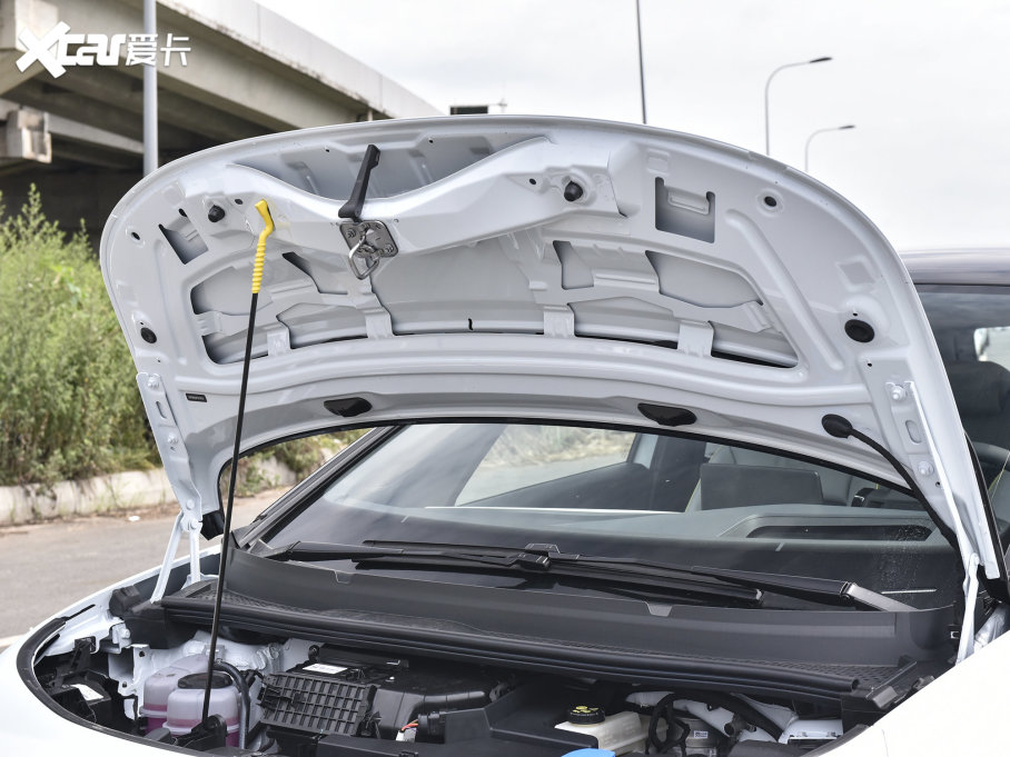 2023���ID.3 ������ �O�ǰ�