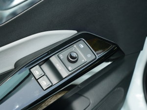 2023��O�ǰ� �п؅^