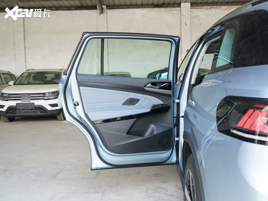 2023I(lng)D.6 X (j) OL(zhng)m(x)