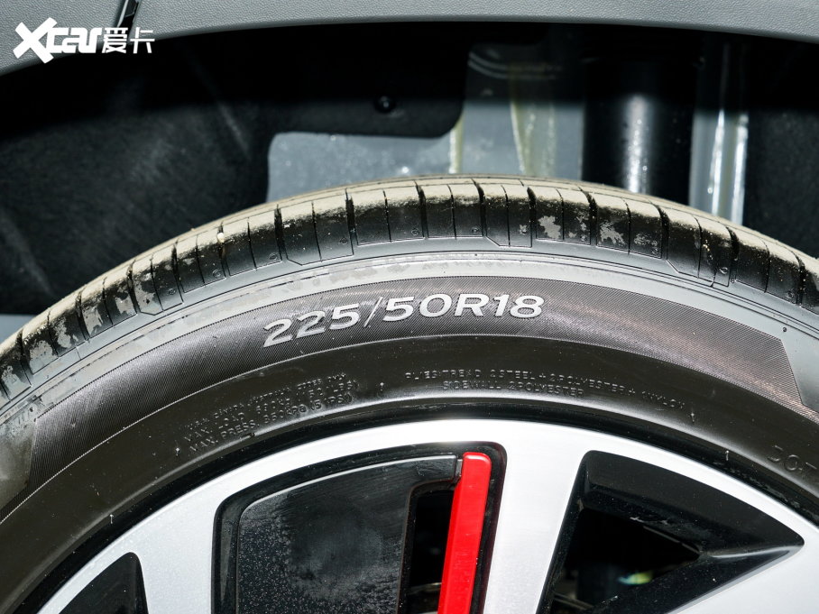 2023; 300TSI (q)M°