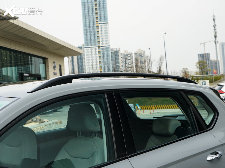 2023; 300TSI (q)M°