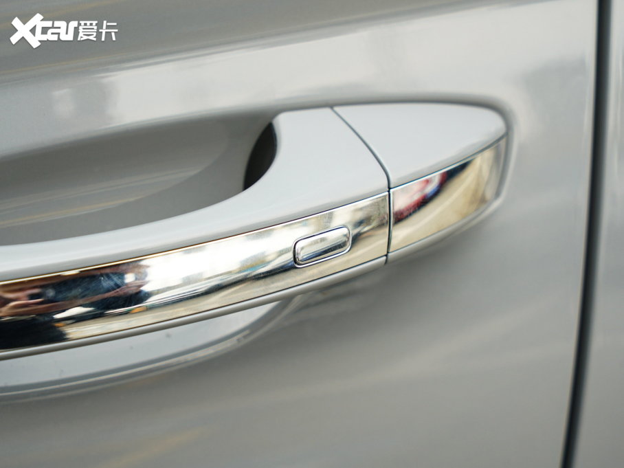 2023; 300TSI (q)M°