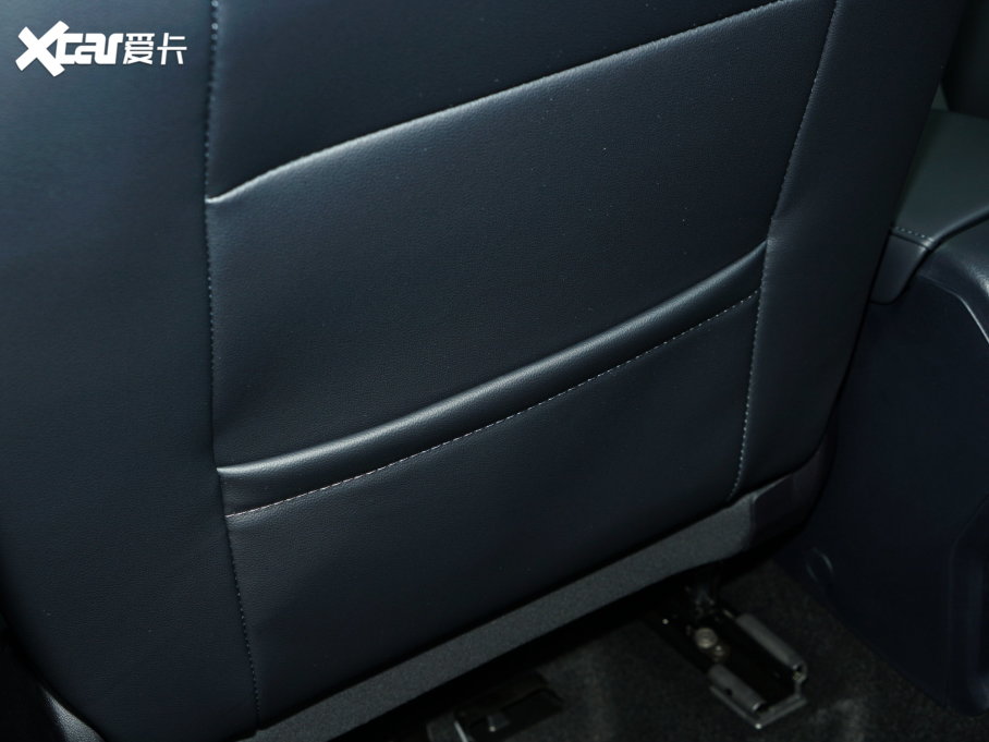 2023��;�� 300TSI ���M�°�