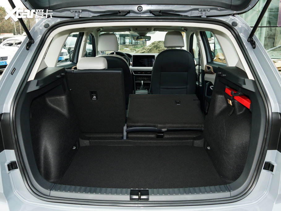 2023��;�� 300TSI ���(q��)�M�°�