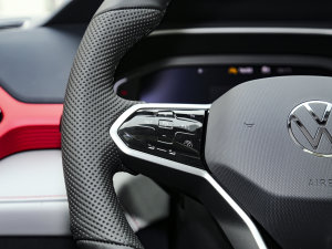 2023300TSI (q) п؅^(q)