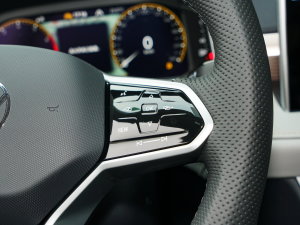 2023300TSI M° п؅^