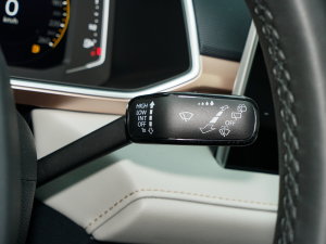 2023300TSI M° п؅^