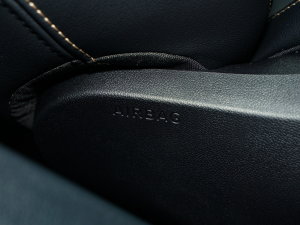 2023300TSI M° п؅^