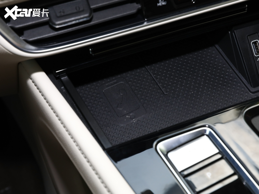 2024����Ȼ 380TSI ��Ş��