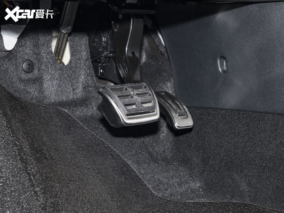 2024;^L PRO 380TSI R-Line