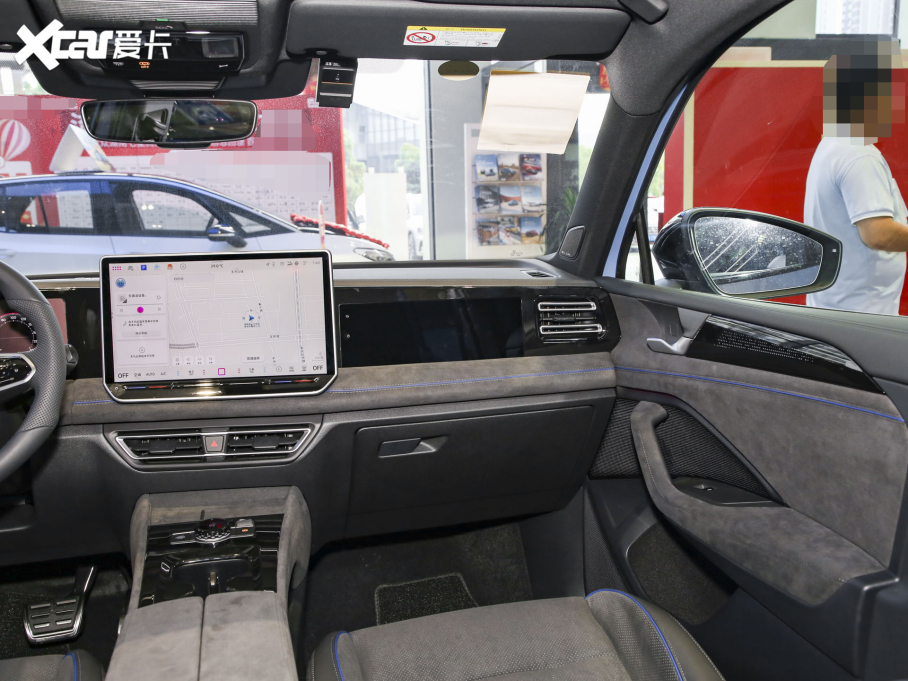 2024;^L PRO 380TSI (q)R-Line