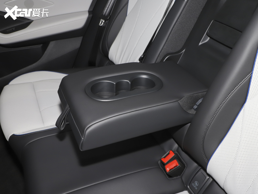 2024;^L PRO 330TSI R-LineI