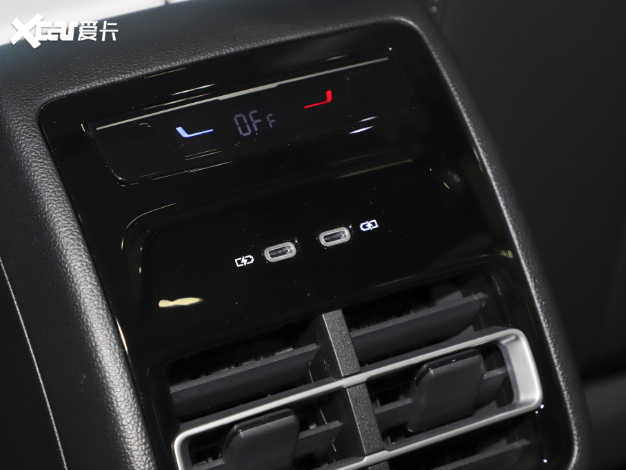 2024;^L PRO 330TSI (q)R-LineI(lng)