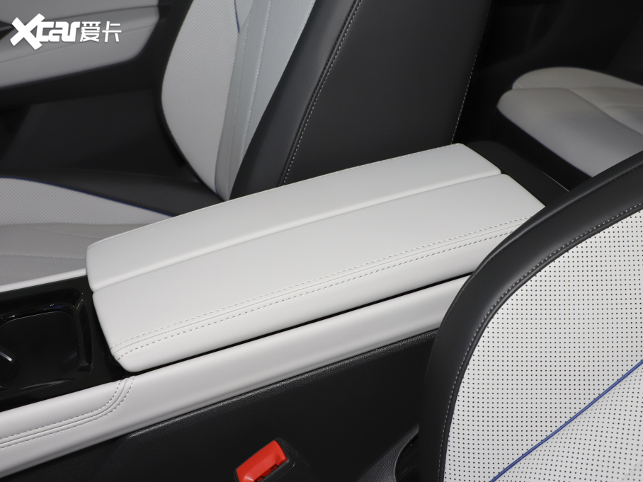 2024;^L PRO 330TSI R-LineI