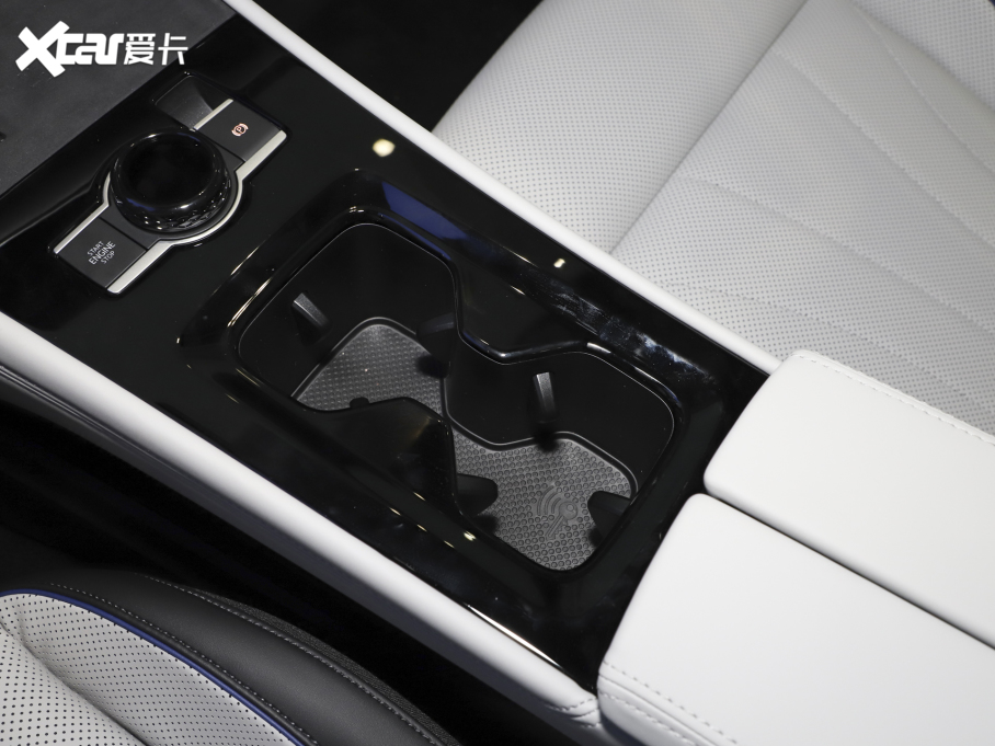 2024;^L PRO 330TSI R-LineI