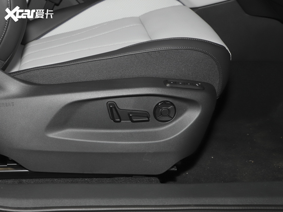 2024;^L PRO 330TSI R-LineI