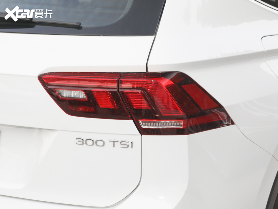 2024;^L 300TSI ԄӃv