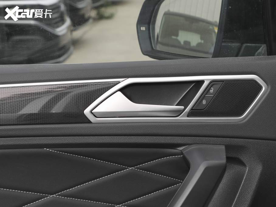 2024;^L 300TSI ԄӃv