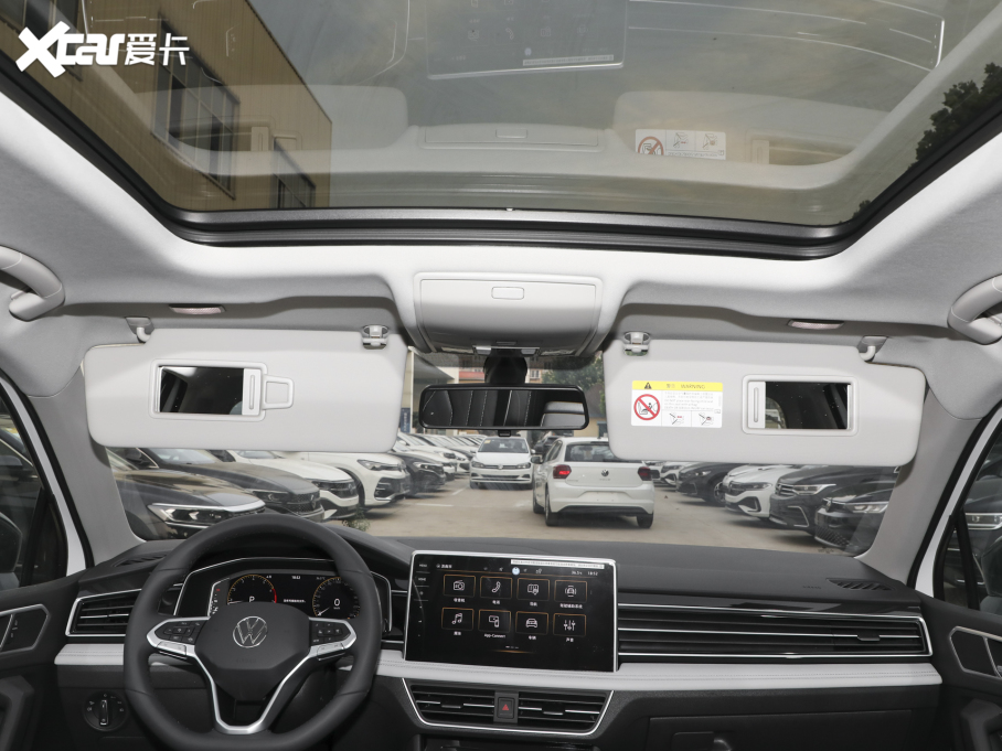 2024;^L 300TSI ԄӃv