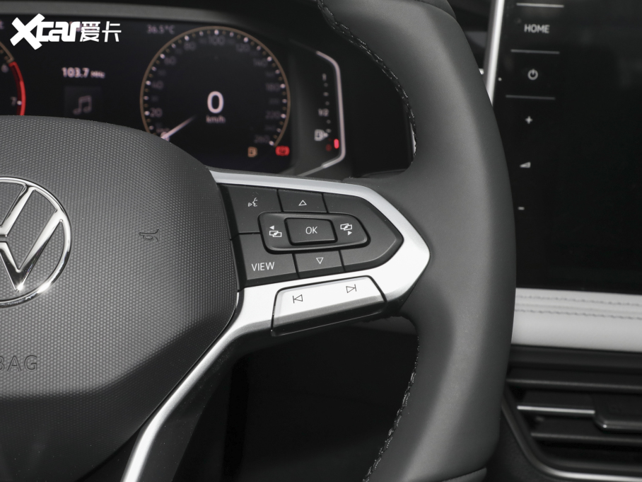 2024;^L 300TSI ԄӃv