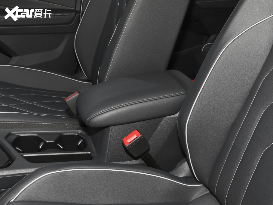 2024;^L 300TSI ԄӃv