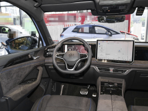 2024款PRO 380TSI 四驱R-Line智尊版 中控区