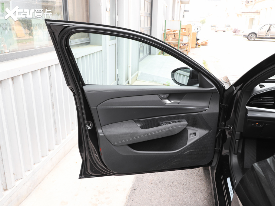 2025_ Pro 380TSI ǿ\