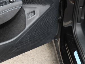 2025Pro 380TSI ǿ\(yn) п؅^(q)