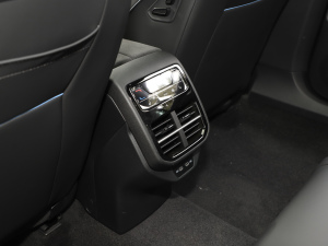 2025Pro 380TSI ǿ\(yn) п؅^(q)