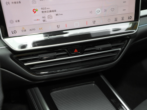 2025Pro 380TSI ǿ\(yn) п؅^(q)