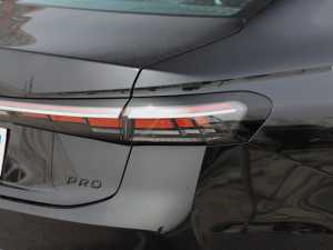 2025款Pro 380TSI 星空龙运版 细节外观