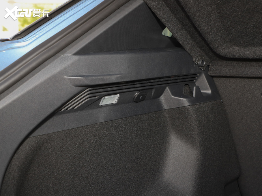 2024��ID.4 X ���� ����������