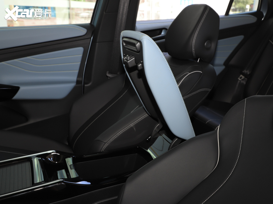 2024��ID.4 X ���� ����������