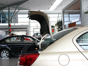 20111.6L Ԅ(dng)ƷŰ g