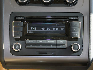 2011款1.4T 自动智雅版 5座 音响调节